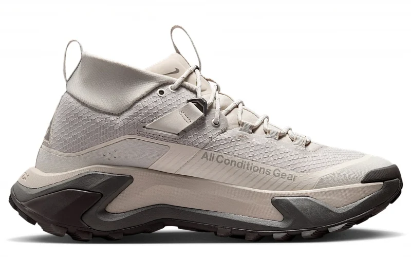 Nike ACG Zegama Hike "Cream II Light Orewood Brown Cave Stone" Herenschoen