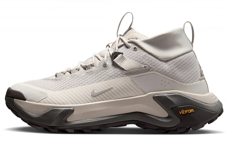Nike ACG Zegama Hike "Cream II Light Orewood Brown Cave Stone" Herenschoen