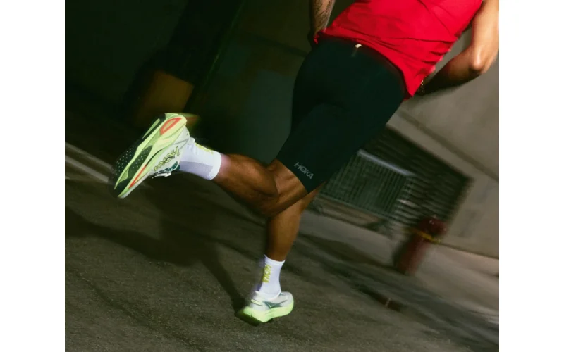 HOKA Mach 7 "Frost Neon Yuzu" Heren schoenen