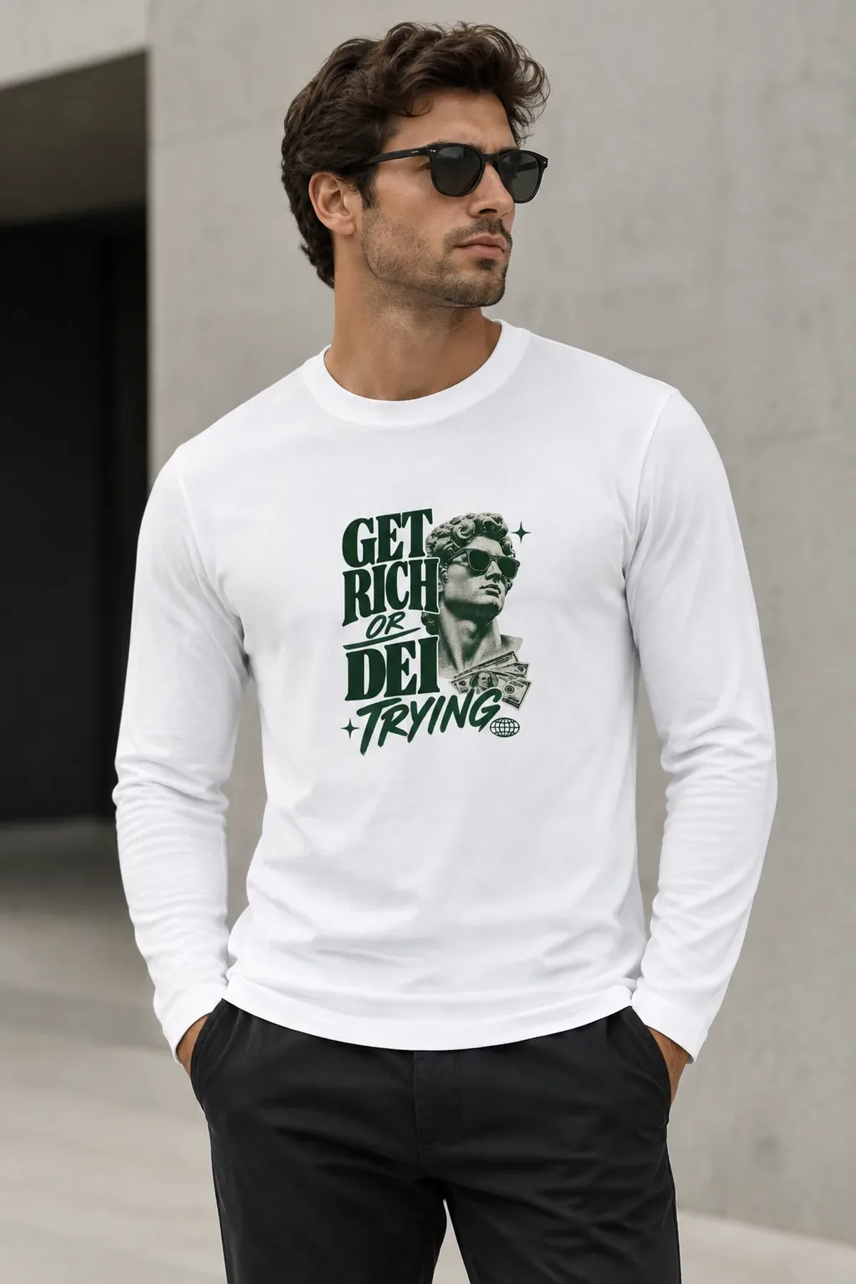 Model draagt Get Rich or Die Trying Longsleeve T-Shirt Heren